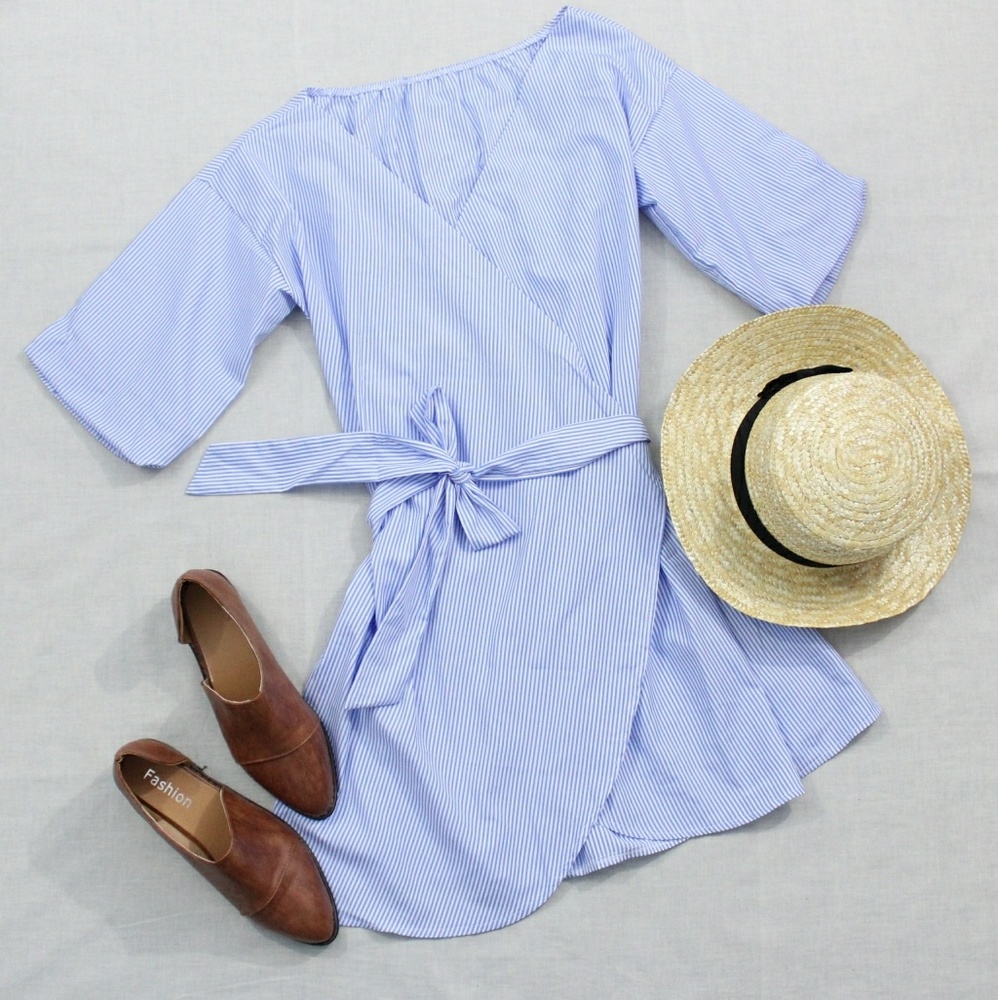 Venice Wrap Dress in Stripes - Picture 6 of 6